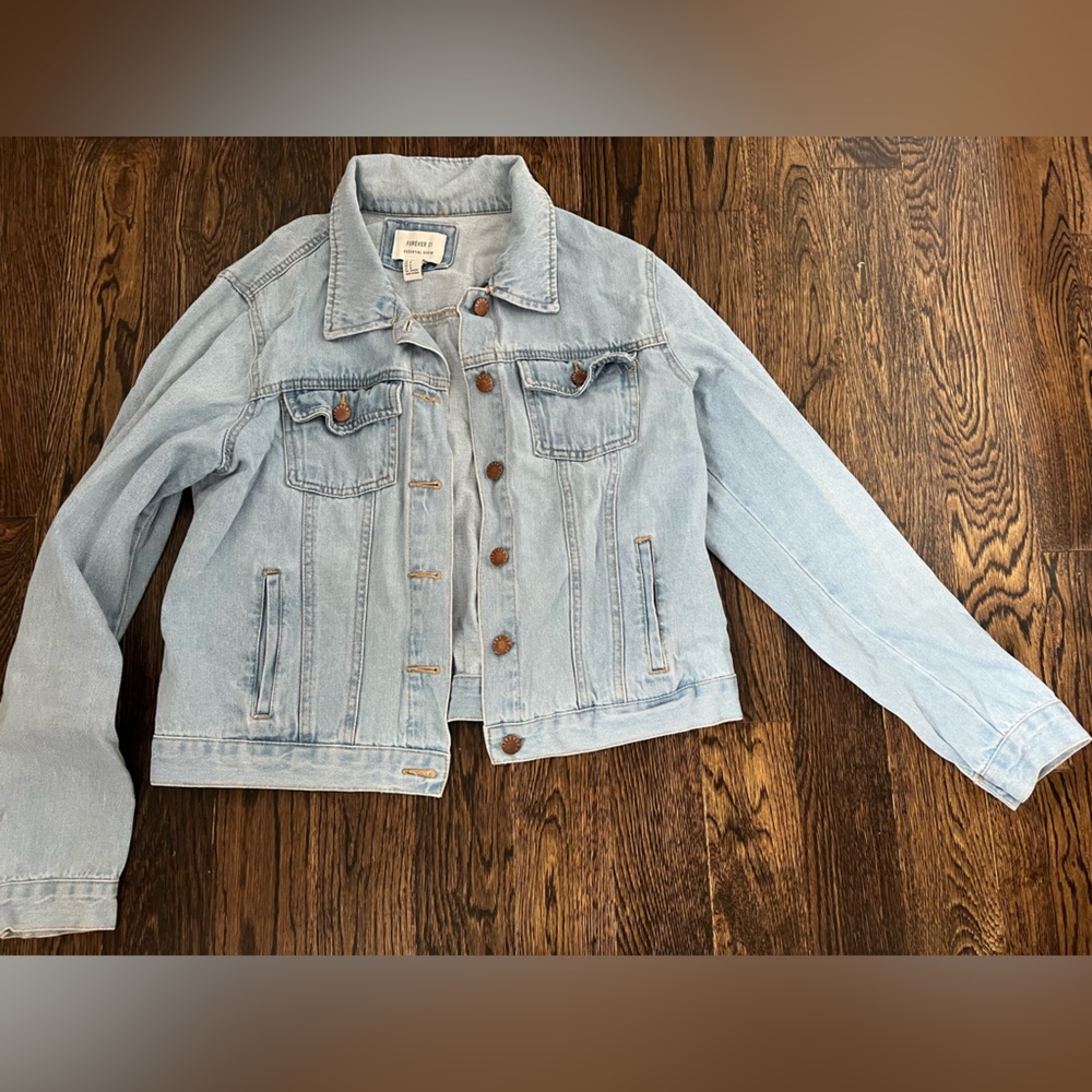 Light denim jean jacket